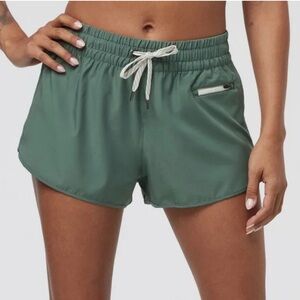 Vuori Women’s Clementine Green Shorts